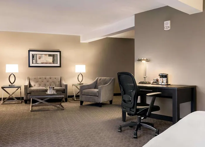 Hotel Wyndham Centre 3*
