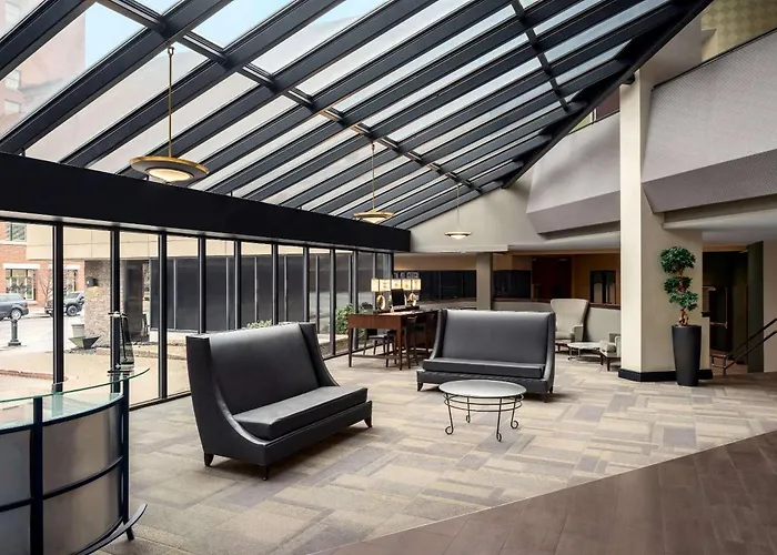 Wyndham Centre 3* Springfield