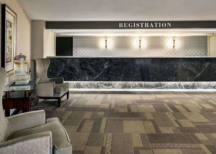 Wyndham Centre 3*