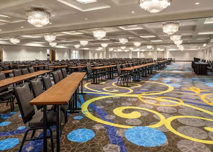 Wyndham Centre 3*