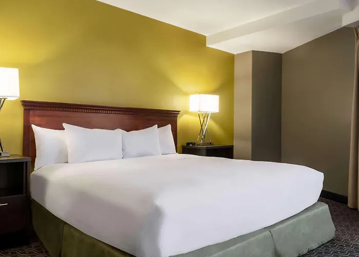 Hotel Wyndham Centre 3*
