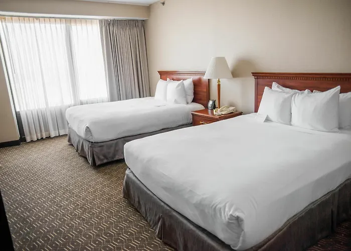 Hotel Wyndham Centre 3*
